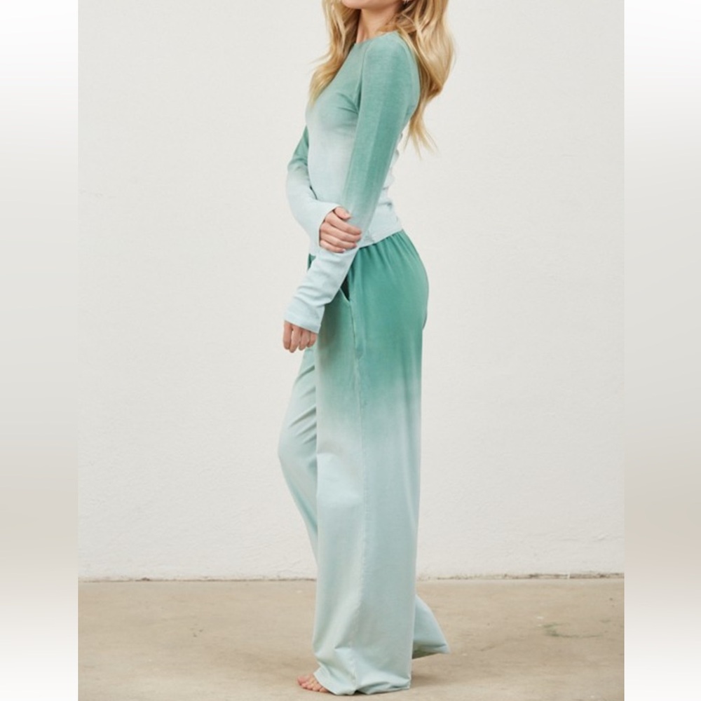 Boho Chic Ombre Tie Dye Wide Leg Pants and Top Set - Picture 4 of 5